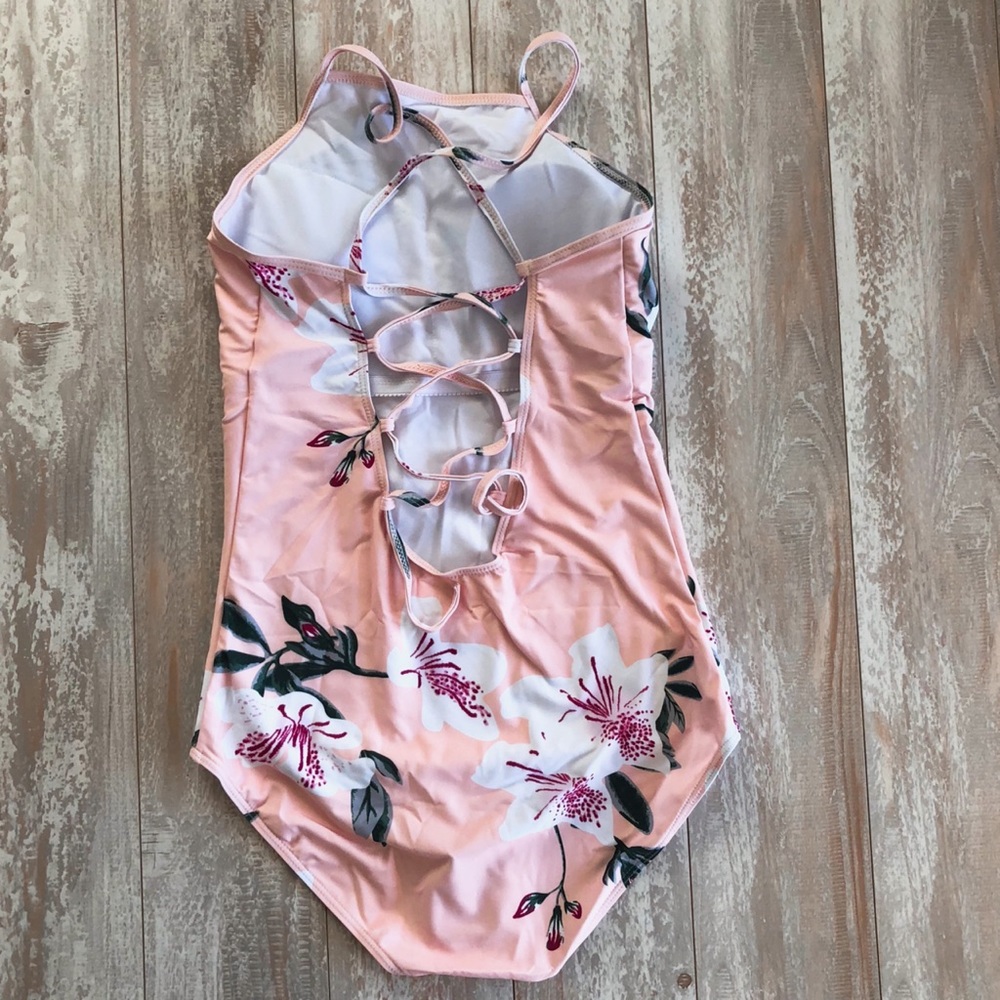 NWT Sweet flower print one piece swimsuit - Picture 4 of 6